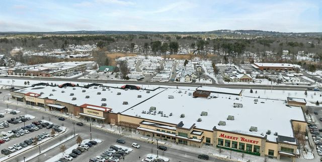 66 Brookwood Drive, Salem, NH 03079