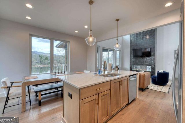 161 Windjammer Drive, Hiawassee, GA 30546