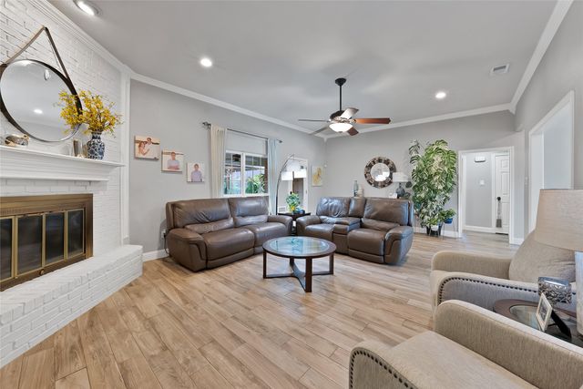 3840 Devonaire Drive, Fort Worth, TX 76008