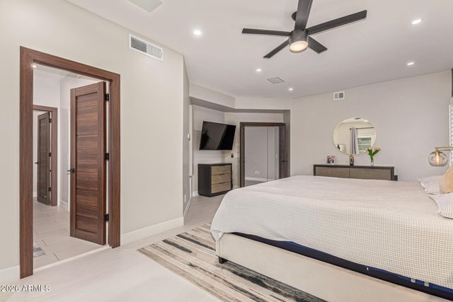 1505 E Estrid Avenue, Phoenix, AZ 85022