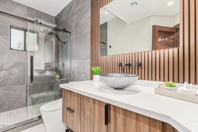 1505 E Estrid Avenue, Phoenix, AZ 85022