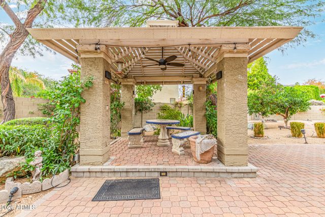 1505 E Estrid Avenue, Phoenix, AZ 85022