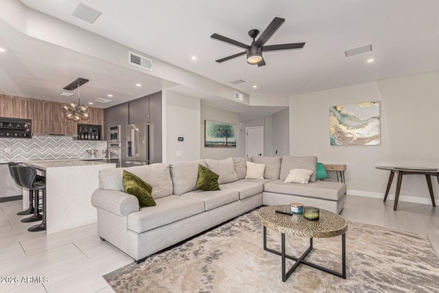 1505 E Estrid Avenue, Phoenix, AZ 85022