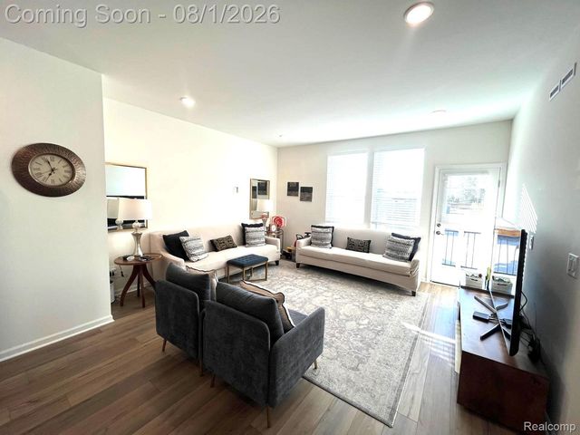 42810 Atwood Avenue, Novi, MI 48375
