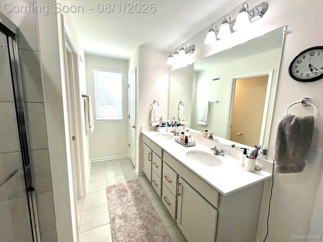 42810 Atwood Avenue, Novi, MI 48375