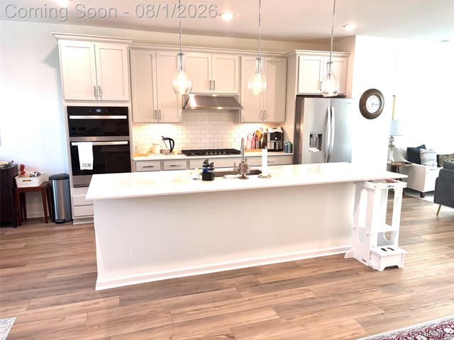 42810 Atwood Avenue, Novi, MI 48375