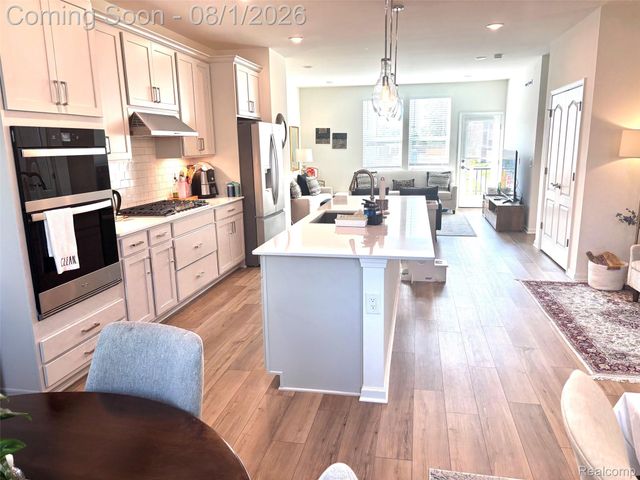 42810 Atwood Avenue, Novi, MI 48375