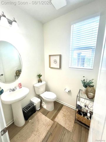 42810 Atwood Avenue, Novi, MI 48375