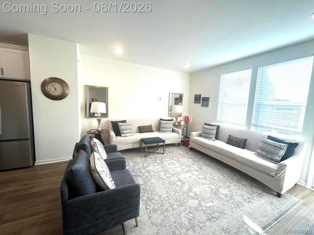42810 Atwood Avenue, Novi, MI 48375