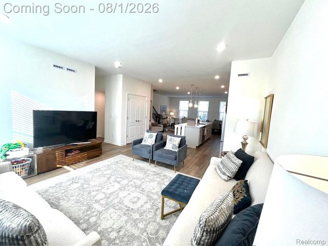 42810 Atwood Avenue, Novi, MI 48375