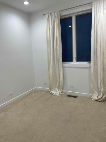 1024 N Honore Street 2, Chicago, IL 60622