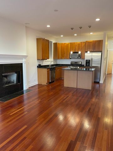 1024 N Honore Street 2, Chicago, IL 60622