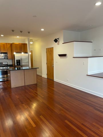 1024 N Honore Street 2, Chicago, IL 60622