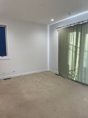 1024 N Honore Street 2, Chicago, IL 60622