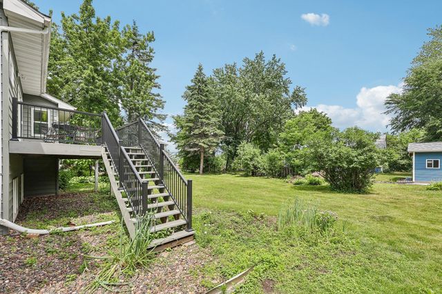 161 7th Street S, Bayport, MN 55003
