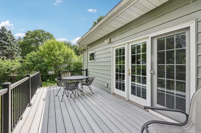 161 7th Street S, Bayport, MN 55003