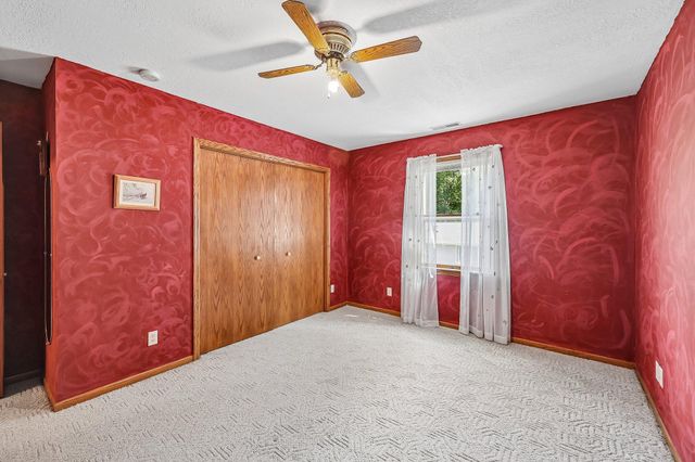 161 7th Street S, Bayport, MN 55003