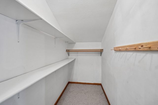 161 7th Street S, Bayport, MN 55003