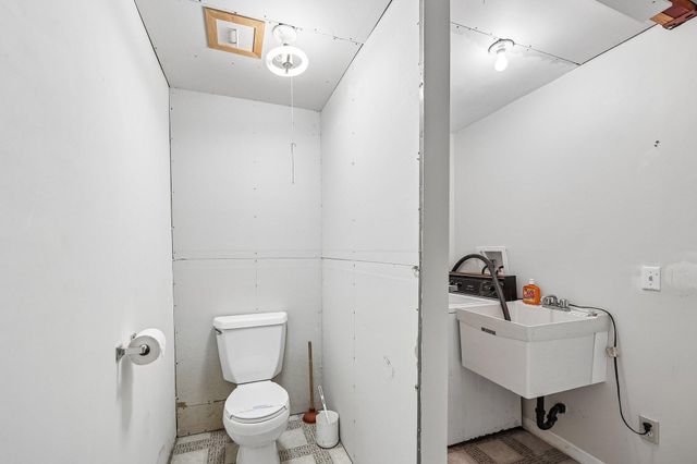 161 7th Street S, Bayport, MN 55003