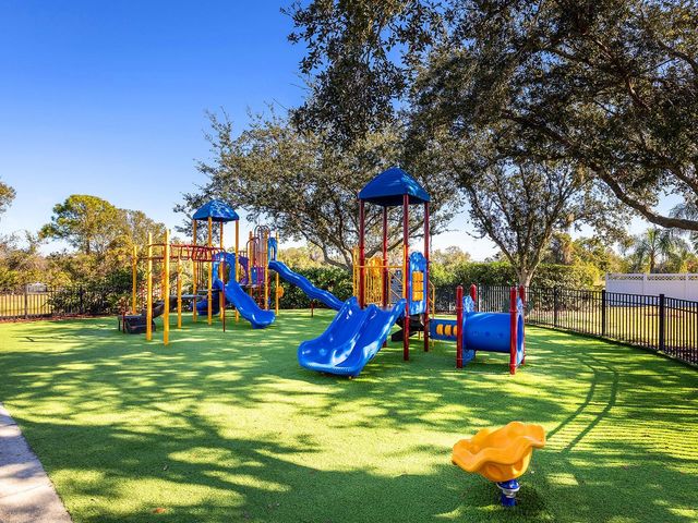 8318 PLANTERS KNOLL TERRACE, Bradenton, FL 34201