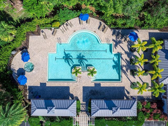 8318 PLANTERS KNOLL TERRACE, Bradenton, FL 34201