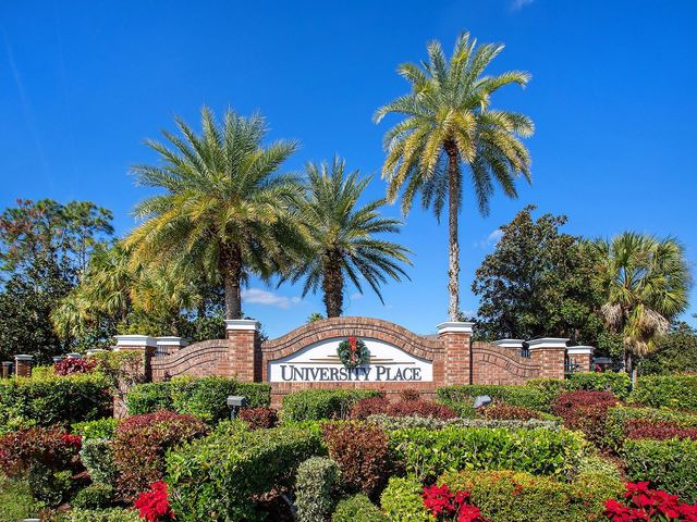 8318 PLANTERS KNOLL TERRACE, Bradenton, FL 34201