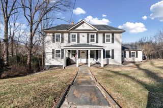 525 Monticello Avenue, Lynchburg, VA 24501