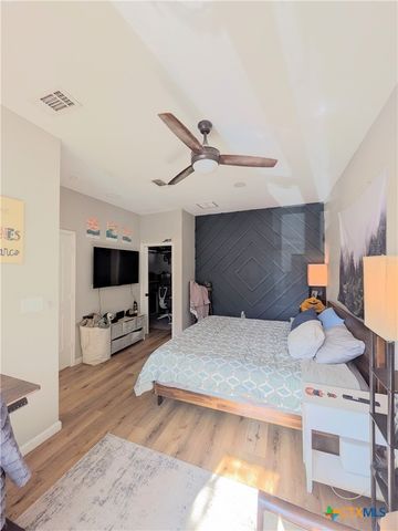 635 E Camp Street, New Braunfels, TX 78130