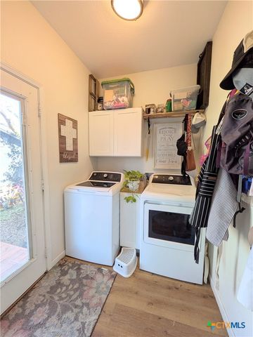 635 E Camp Street, New Braunfels, TX 78130