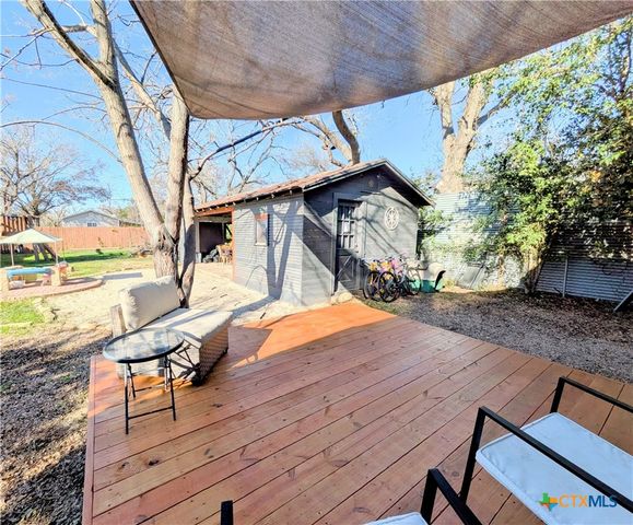 635 E Camp Street, New Braunfels, TX 78130