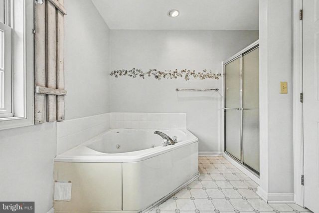 300 RED SHED ROAD, Newville, PA 17241