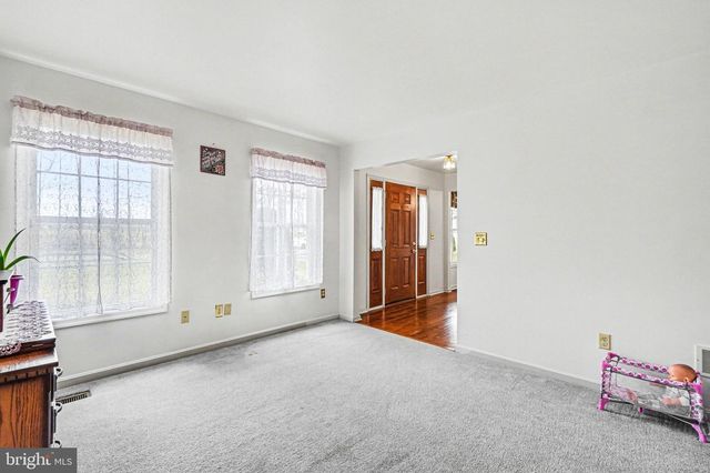 300 RED SHED ROAD, Newville, PA 17241