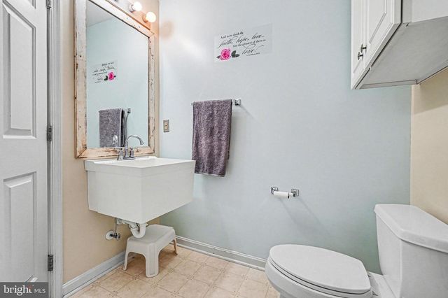 300 RED SHED ROAD, Newville, PA 17241