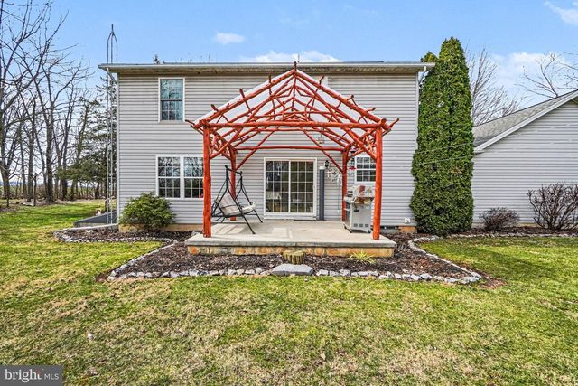 300 RED SHED ROAD, Newville, PA 17241