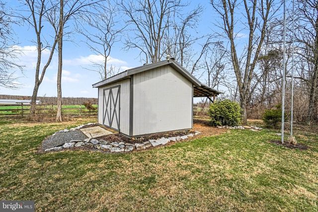 300 RED SHED ROAD, Newville, PA 17241