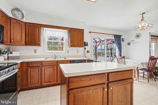 300 RED SHED ROAD, Newville, PA 17241