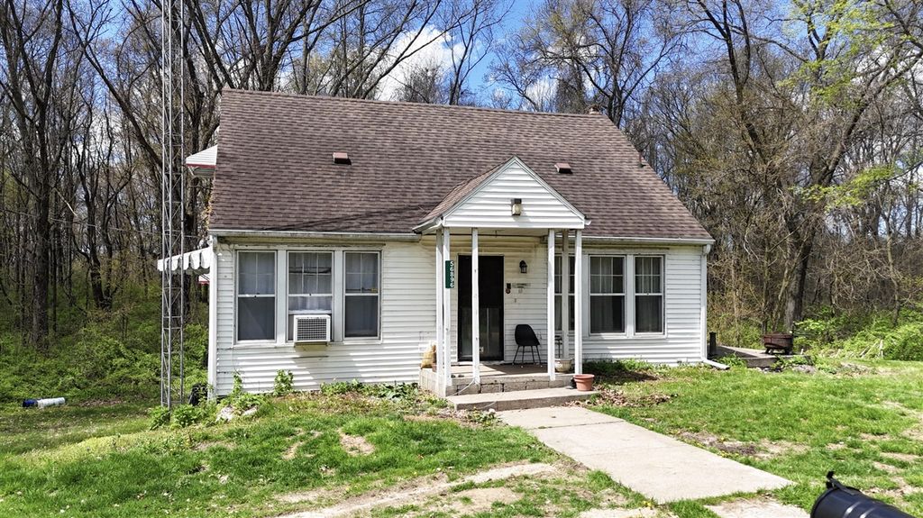 56896 Sunnyside Avenue, Cassopolis, MI 49031