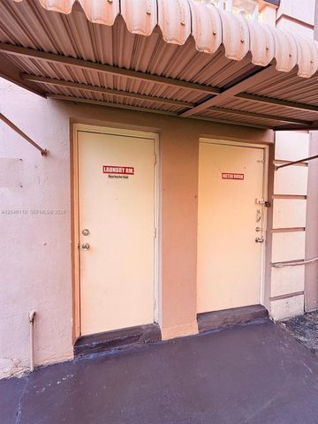 2832 Fillmore St 20, Hollywood, FL 33020