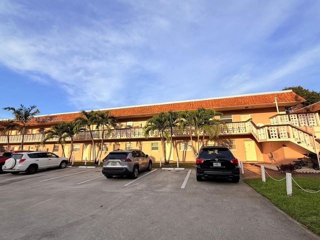 2832 Fillmore St 20, Hollywood, FL 33020