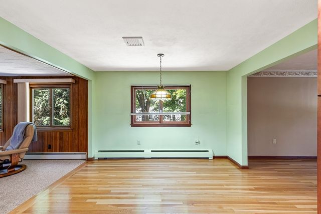 26 Atherton Rd, Foxboro, MA 02035