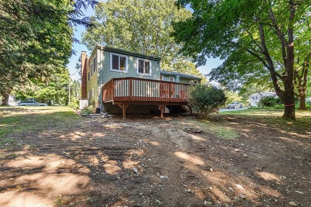 26 Atherton Rd, Foxboro, MA 02035