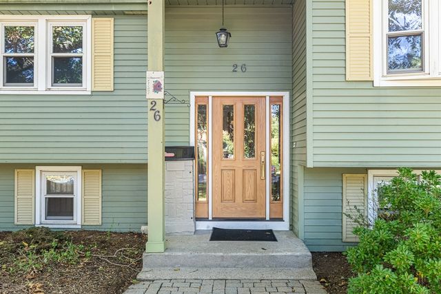 26 Atherton Rd, Foxboro, MA 02035
