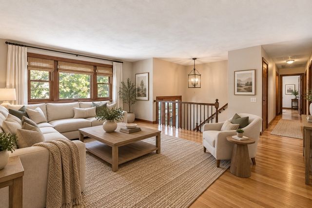 26 Atherton Rd, Foxboro, MA 02035