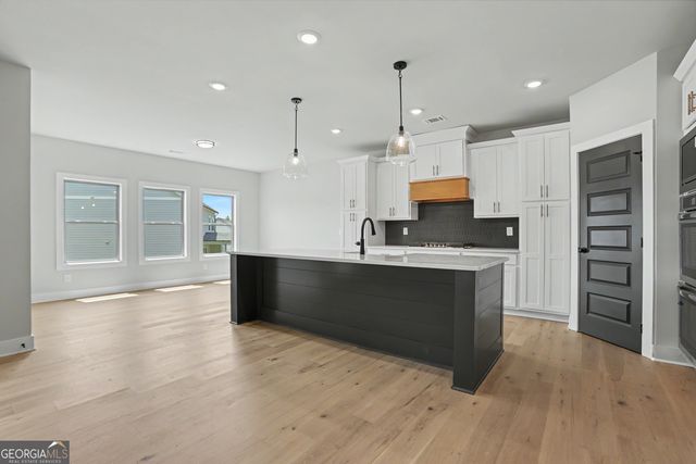 5809 Woodland Park Court, Jefferson, GA 30549