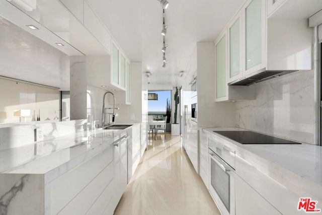 201 Ocean Avenue 409P, Santa Monica, CA 90402