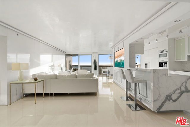 201 Ocean Avenue 409P, Santa Monica, CA 90402