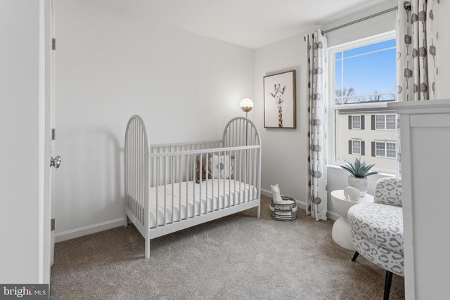 1 VICTORIAN WAY, West Deptford, NJ 08096