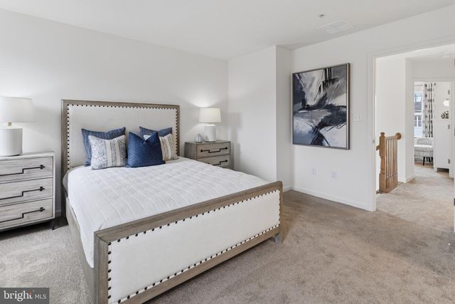 1 VICTORIAN WAY, West Deptford, NJ 08096