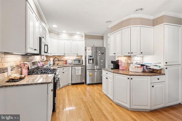 10 BAYAU TRL, Medford, NJ 08055