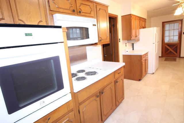 2962 WHITNEY AVE, Memphis, TN 38128